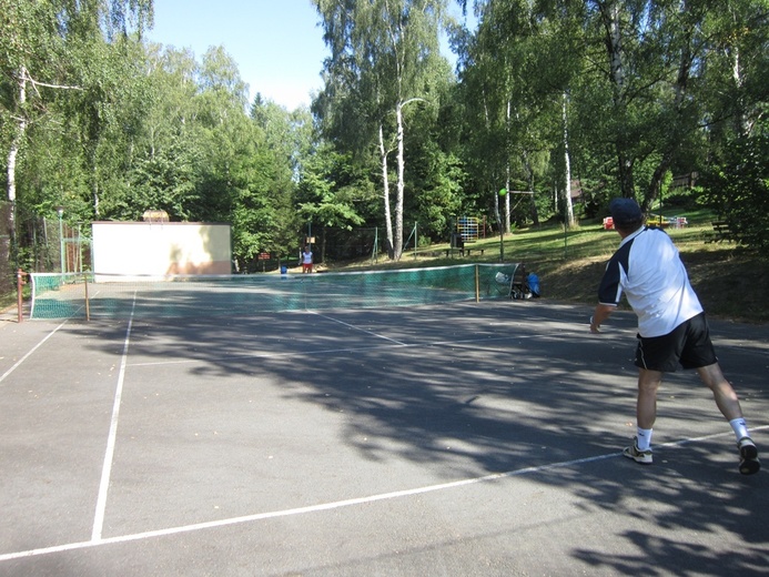 Tenis s hráčem 4,87MB - U vodní nádrže Morávka